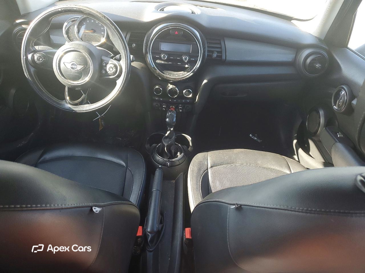 MINI Cooper 2015