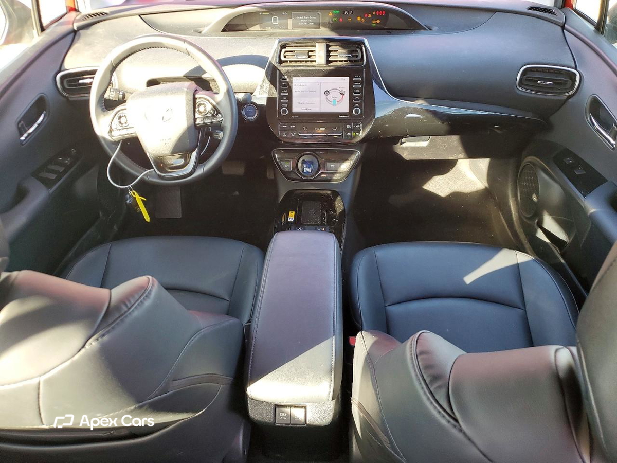 Toyota Prius 2021