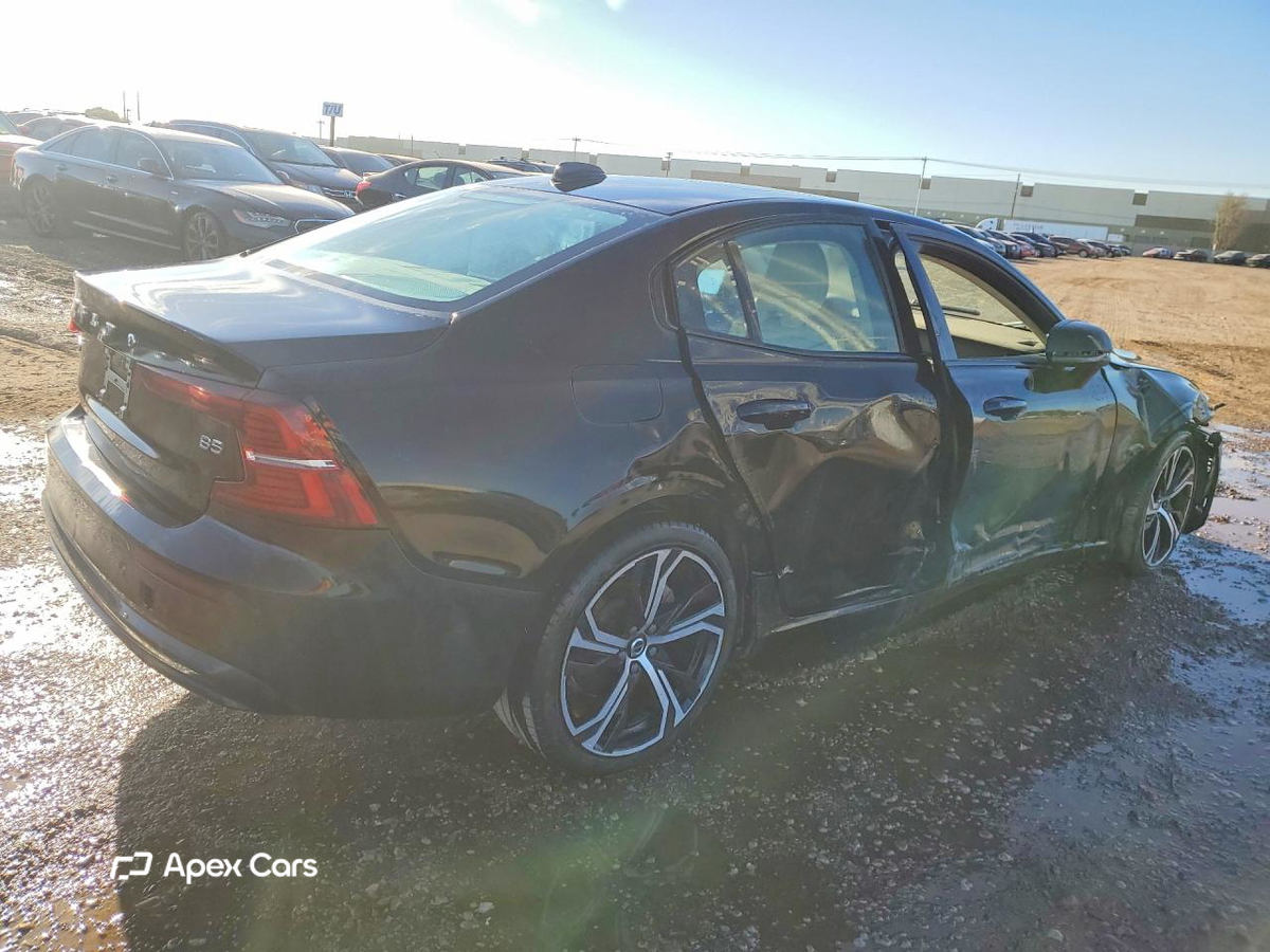 Volvo S60 2024