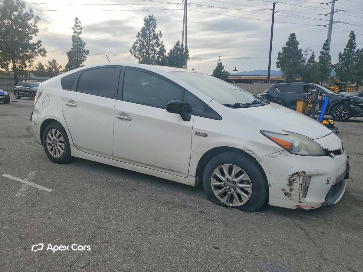 Toyota Prius 2015