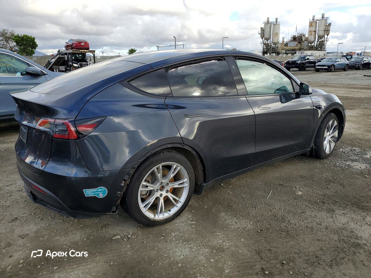 Tesla Model Y 2024