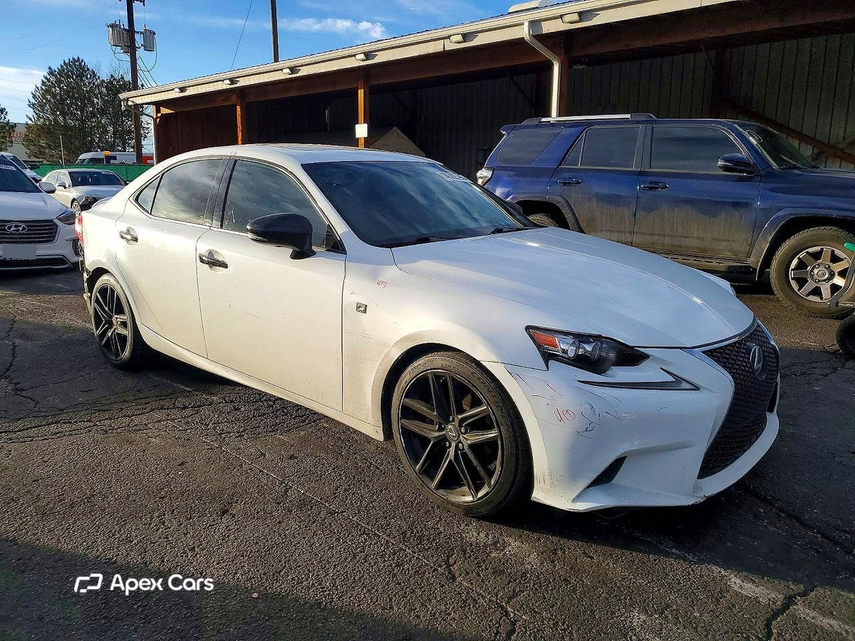 Lexus IS 2015