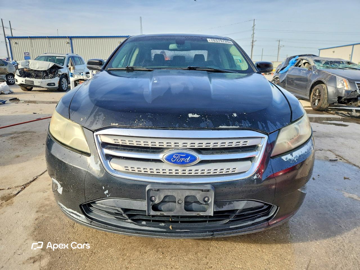 Ford Taurus 2012