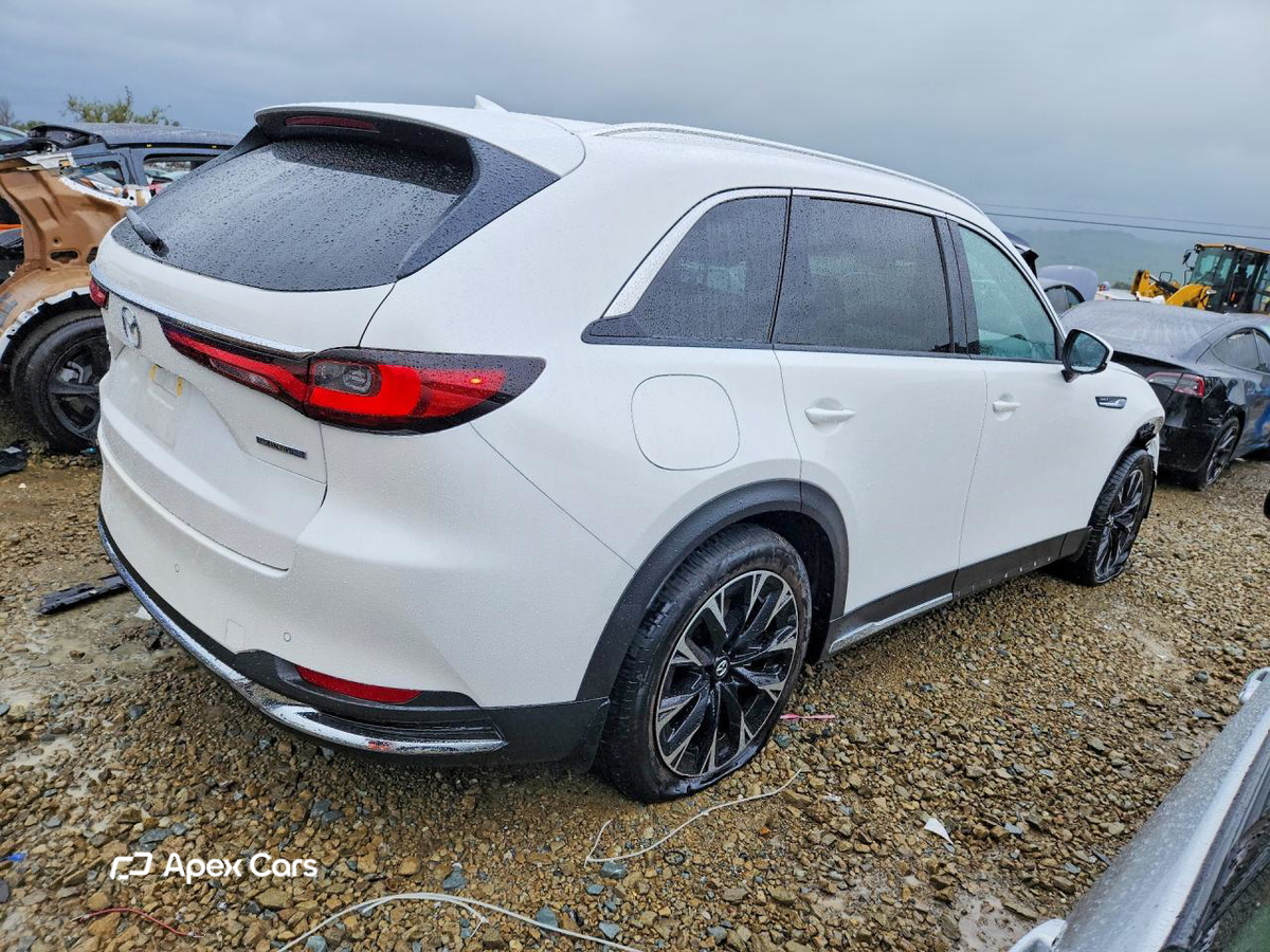 Mazda CX-90 2025