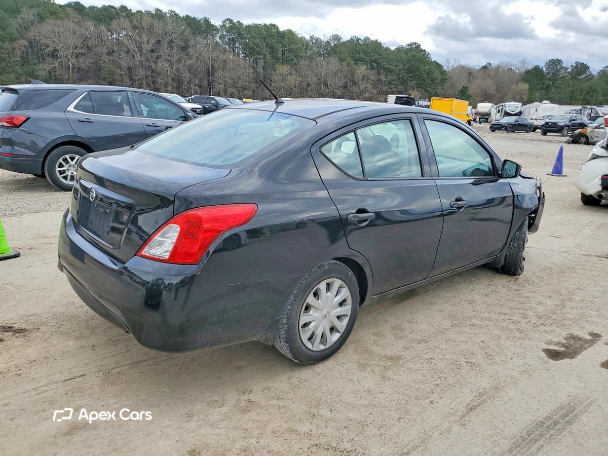 Nissan Versa 2017