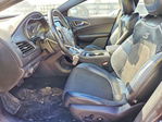 Chrysler 200 2016