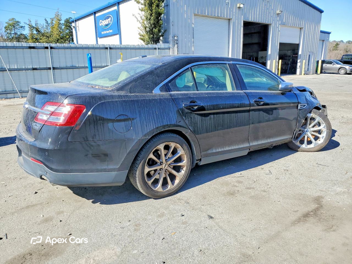 Ford Taurus 2017