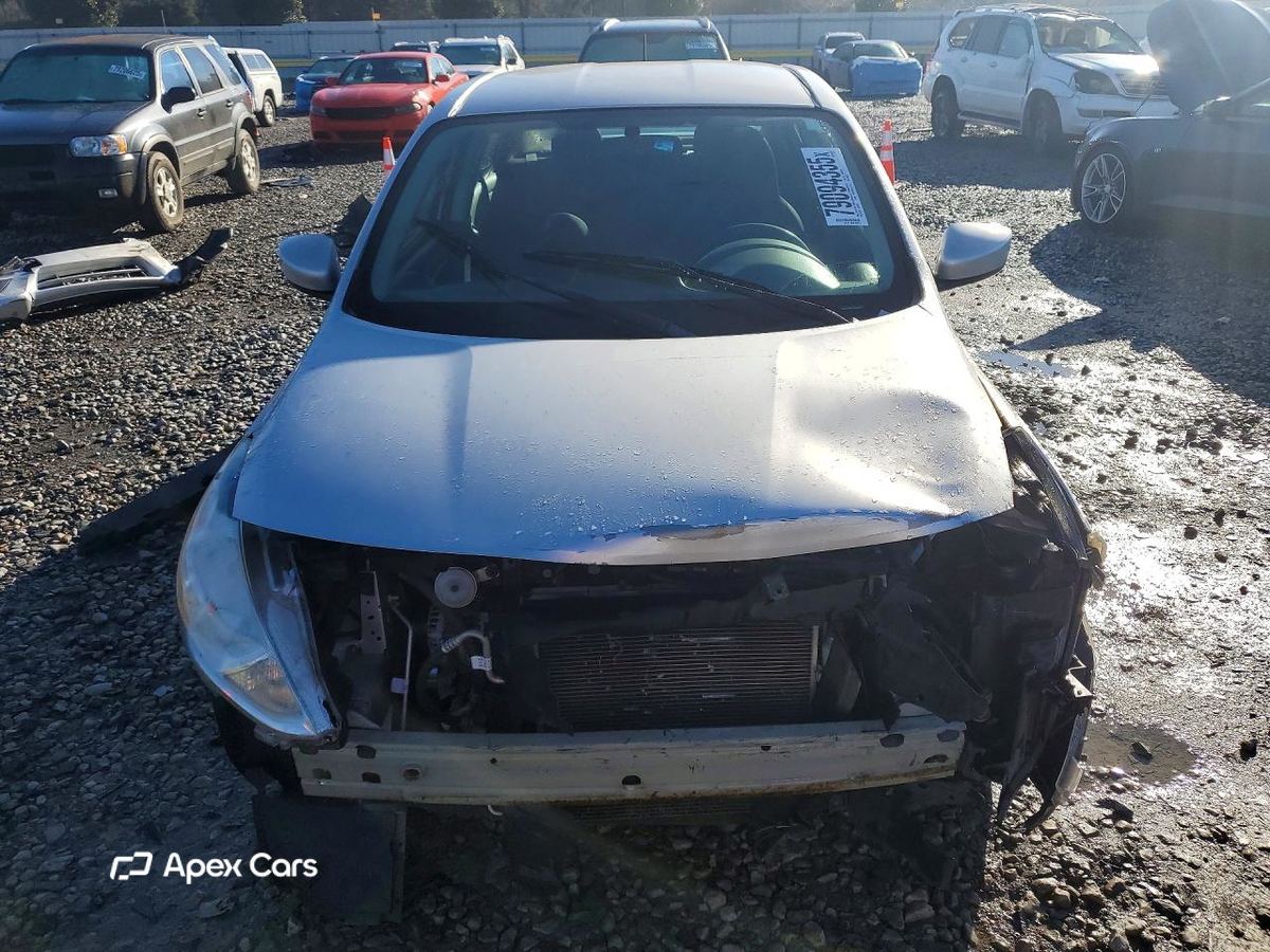 Nissan Versa 2017