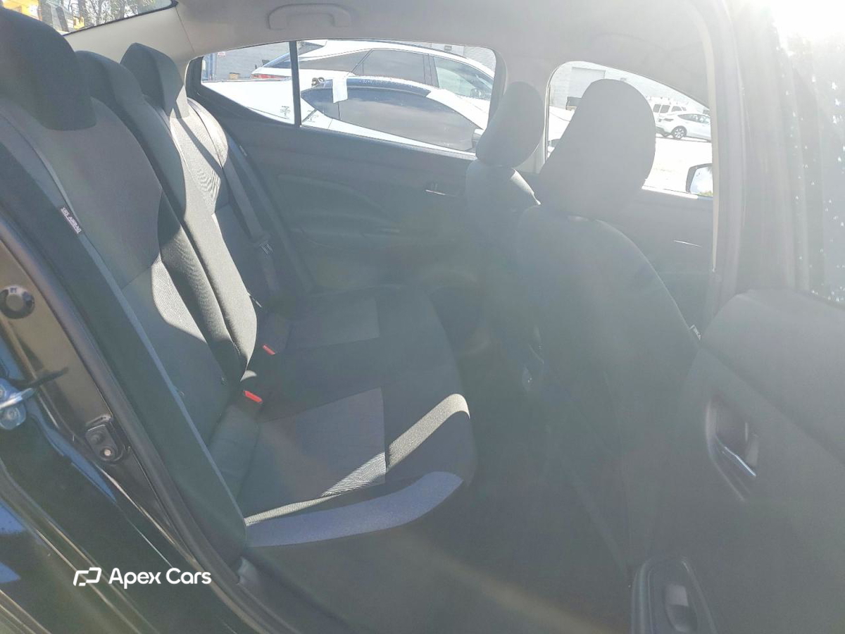 Nissan Versa 2025
