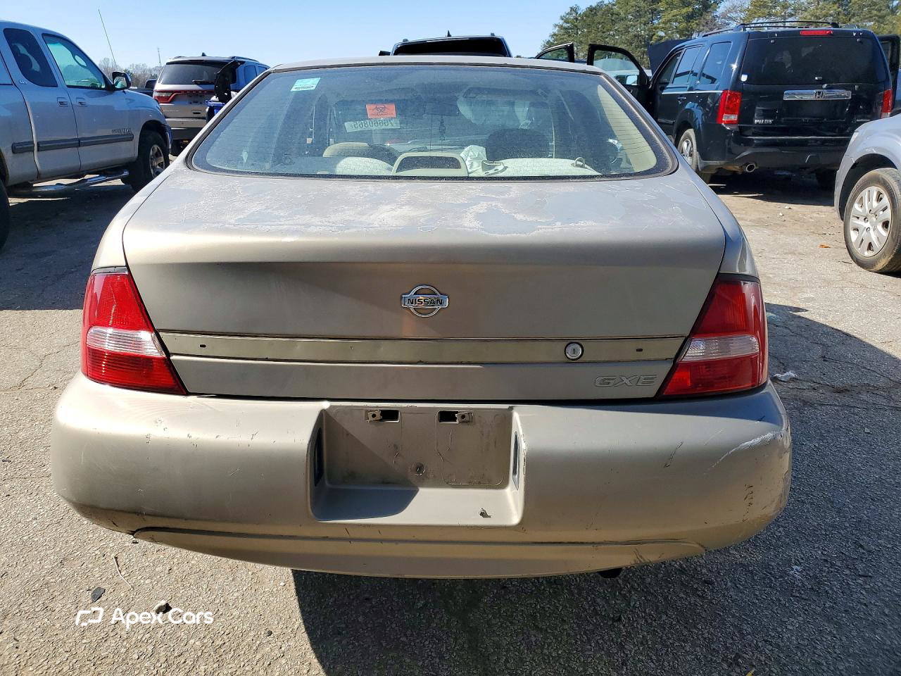 Nissan Altima 2001