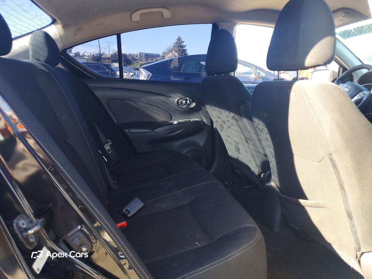 Nissan Versa 2016