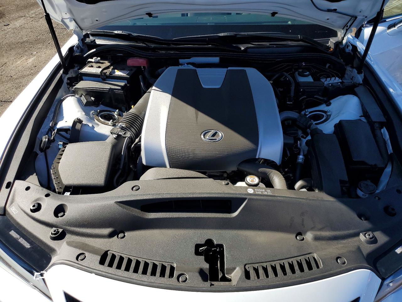 Lexus IS 2023