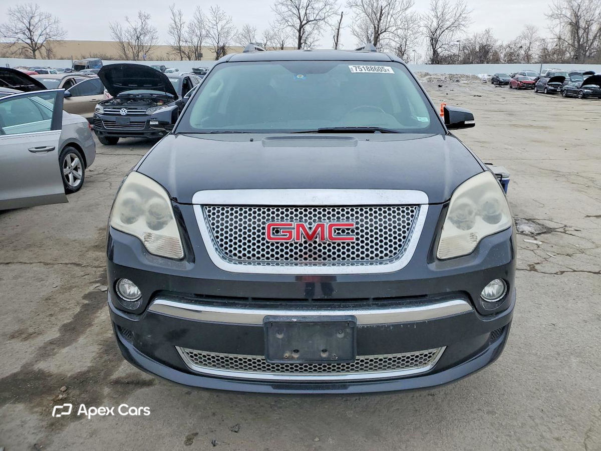 GMC Acadia 2011