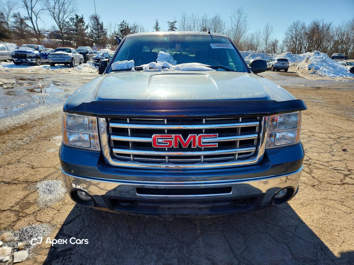 GMC Sierra 2011