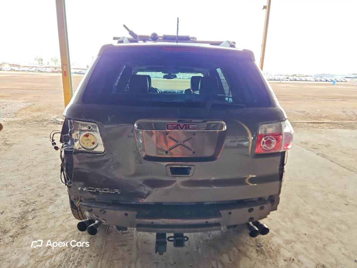 GMC Acadia 2011