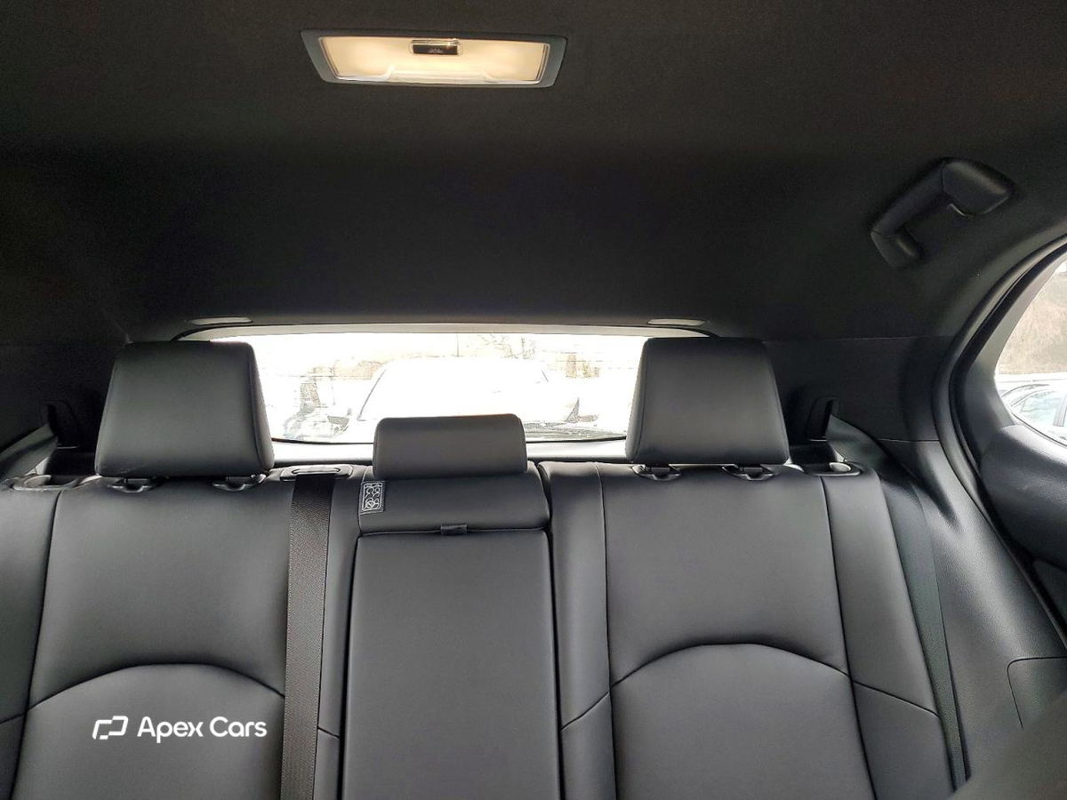 Lexus UX 2023