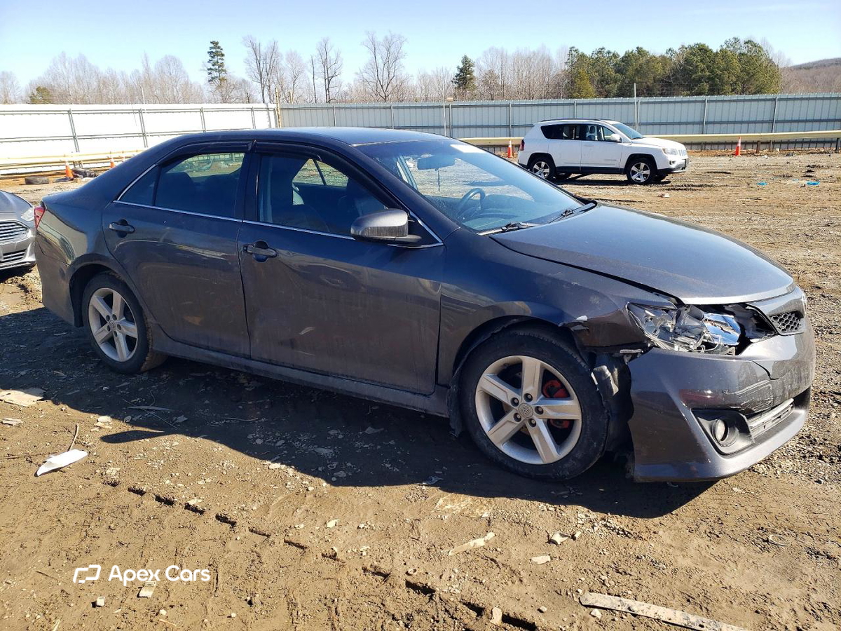 Toyota Camry 2012