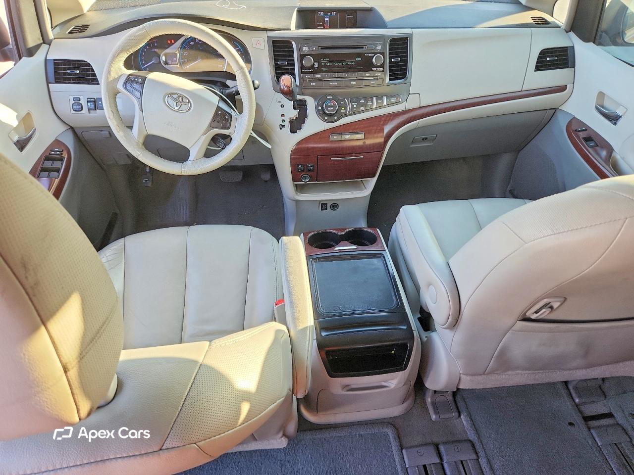 Toyota Sienna 2012