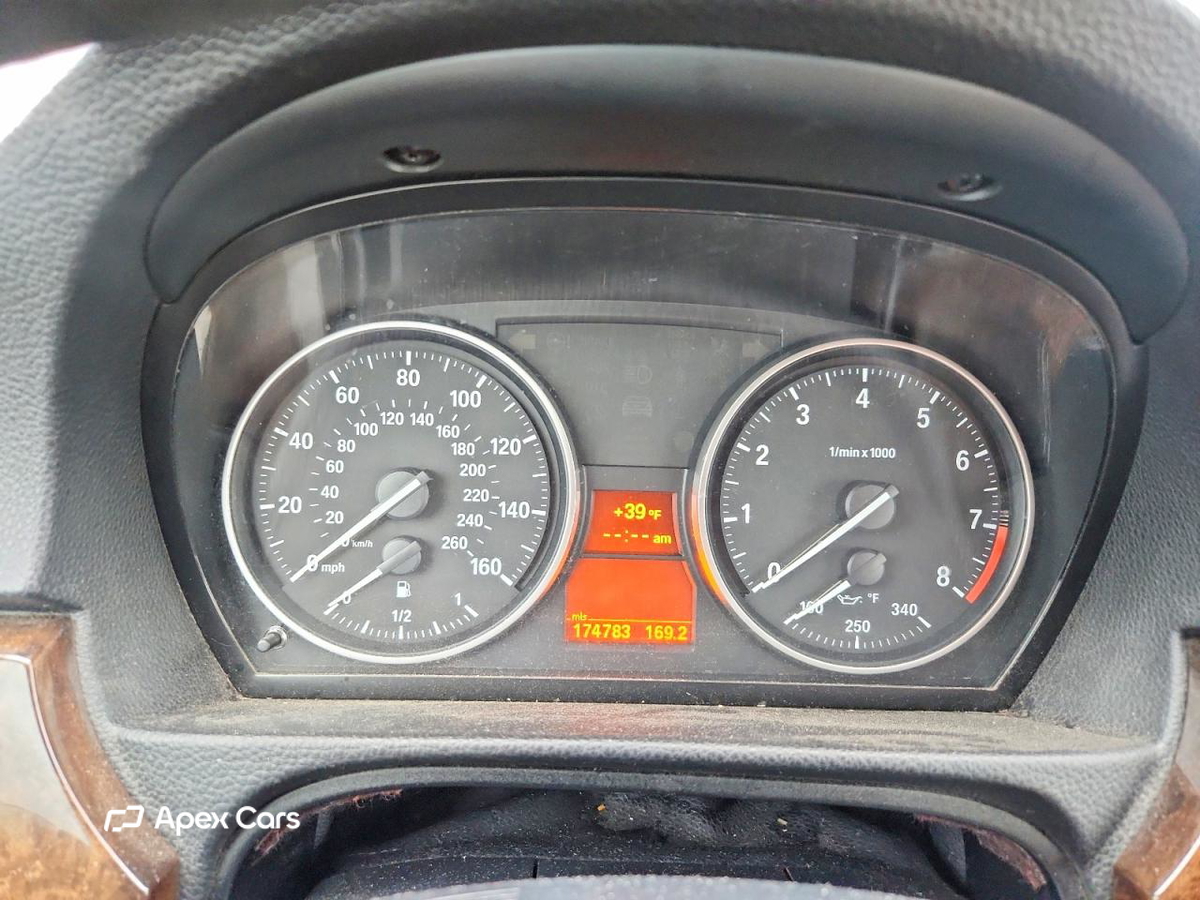 BMW Series 3 2009