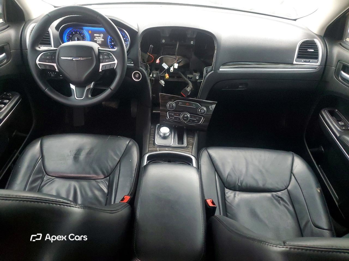 Chrysler 300 2016
