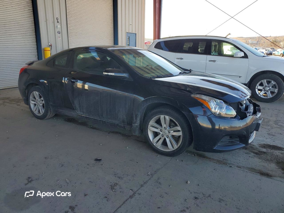 Nissan Altima 2012