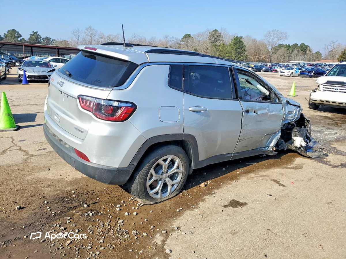 Jeep Compass 2024
