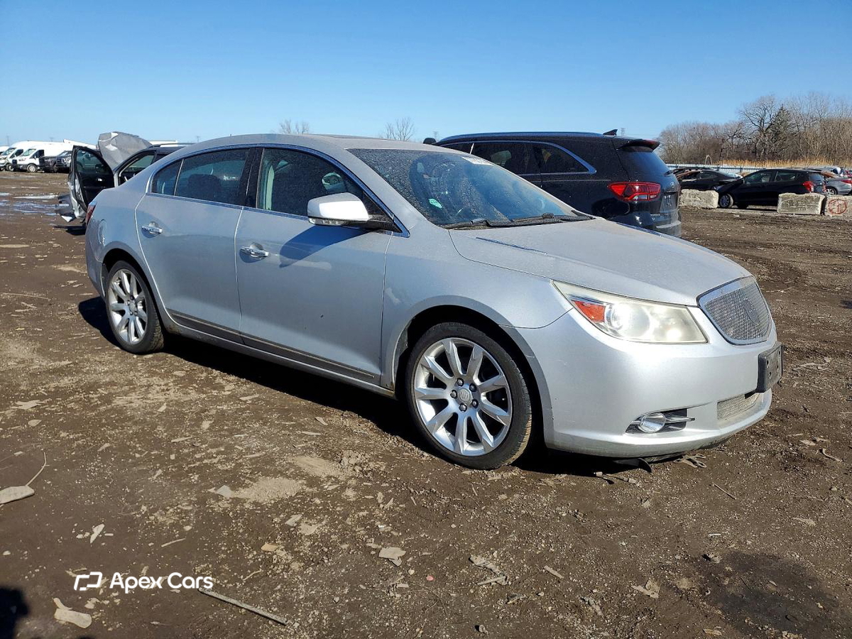 Buick LaCrosse 2011