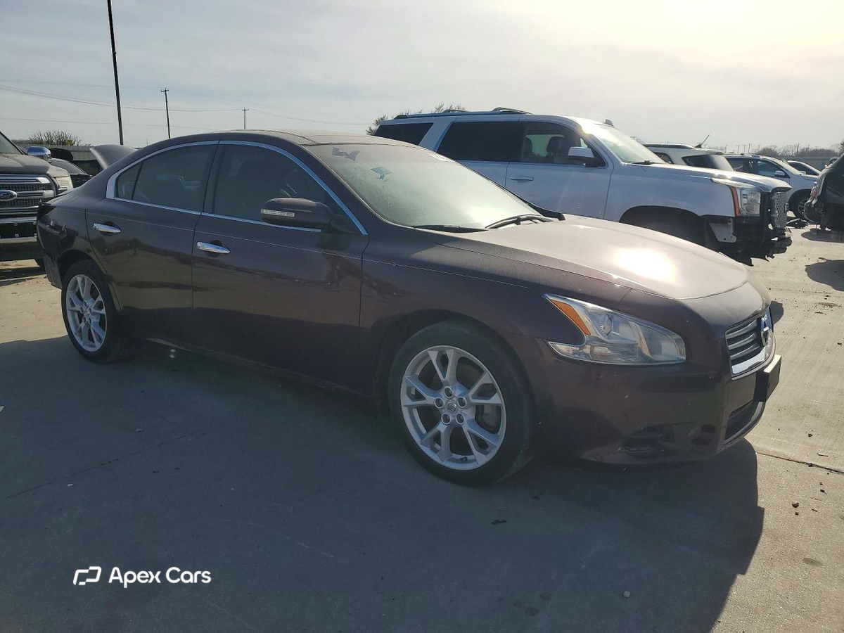 Nissan Maxima 2014