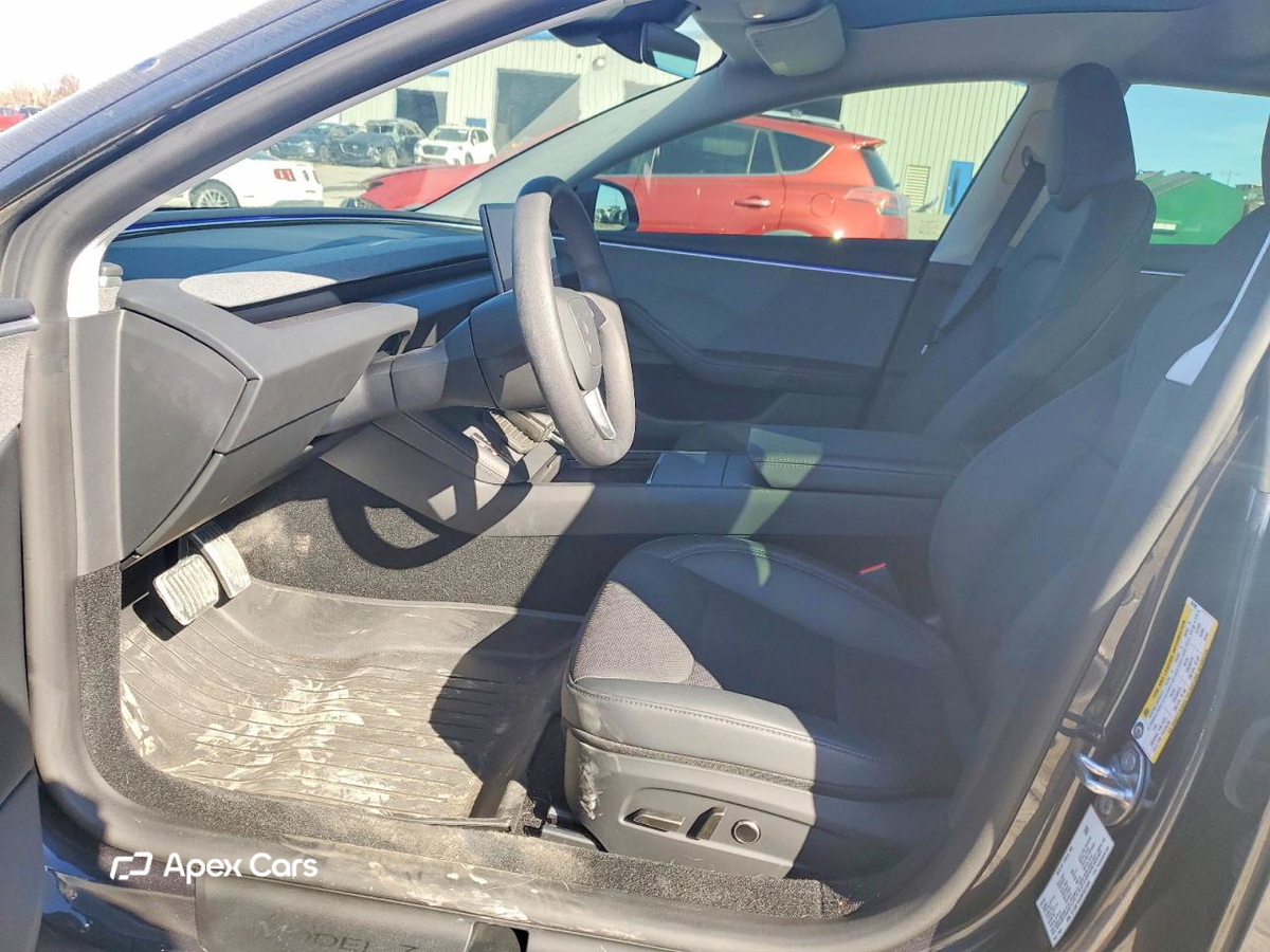 Tesla Model 3 2025