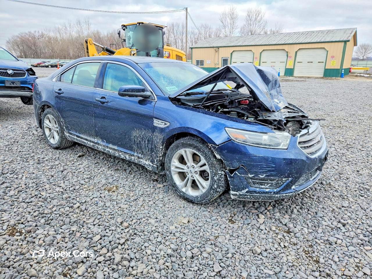 Ford Taurus 2016
