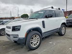 Land Rover Defender 2024