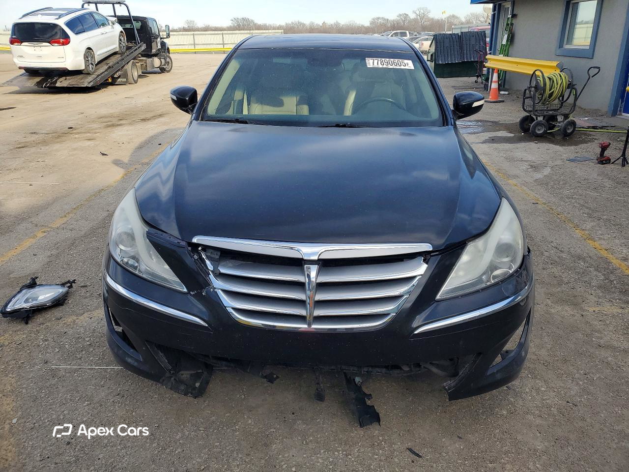Hyundai Genesis 2012