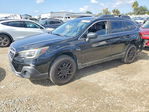 Subaru Outback 2018