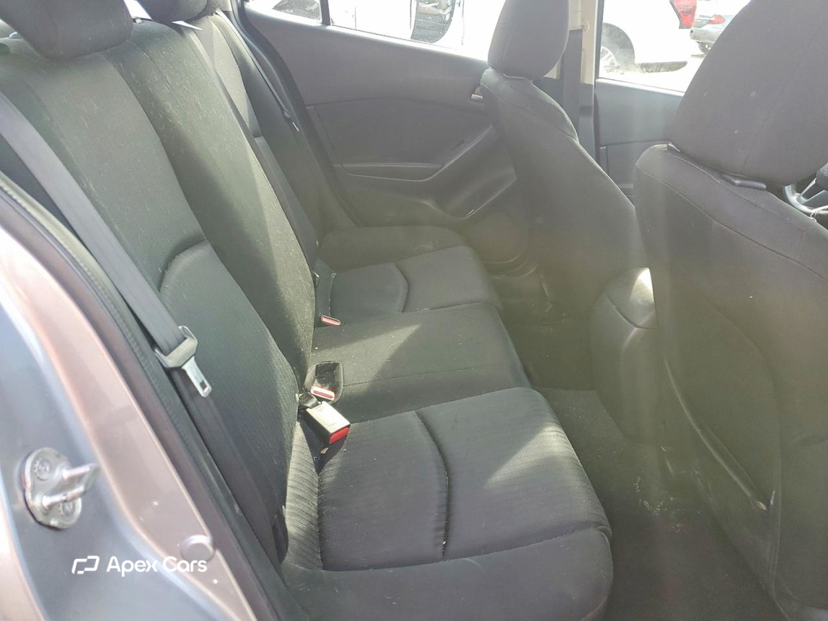 Mazda 3 2015