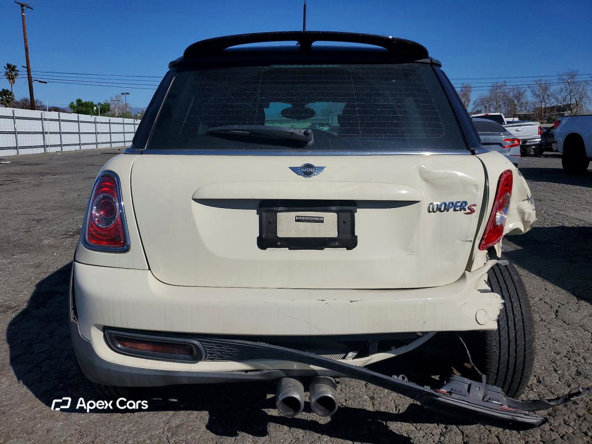 MINI Cooper 2013