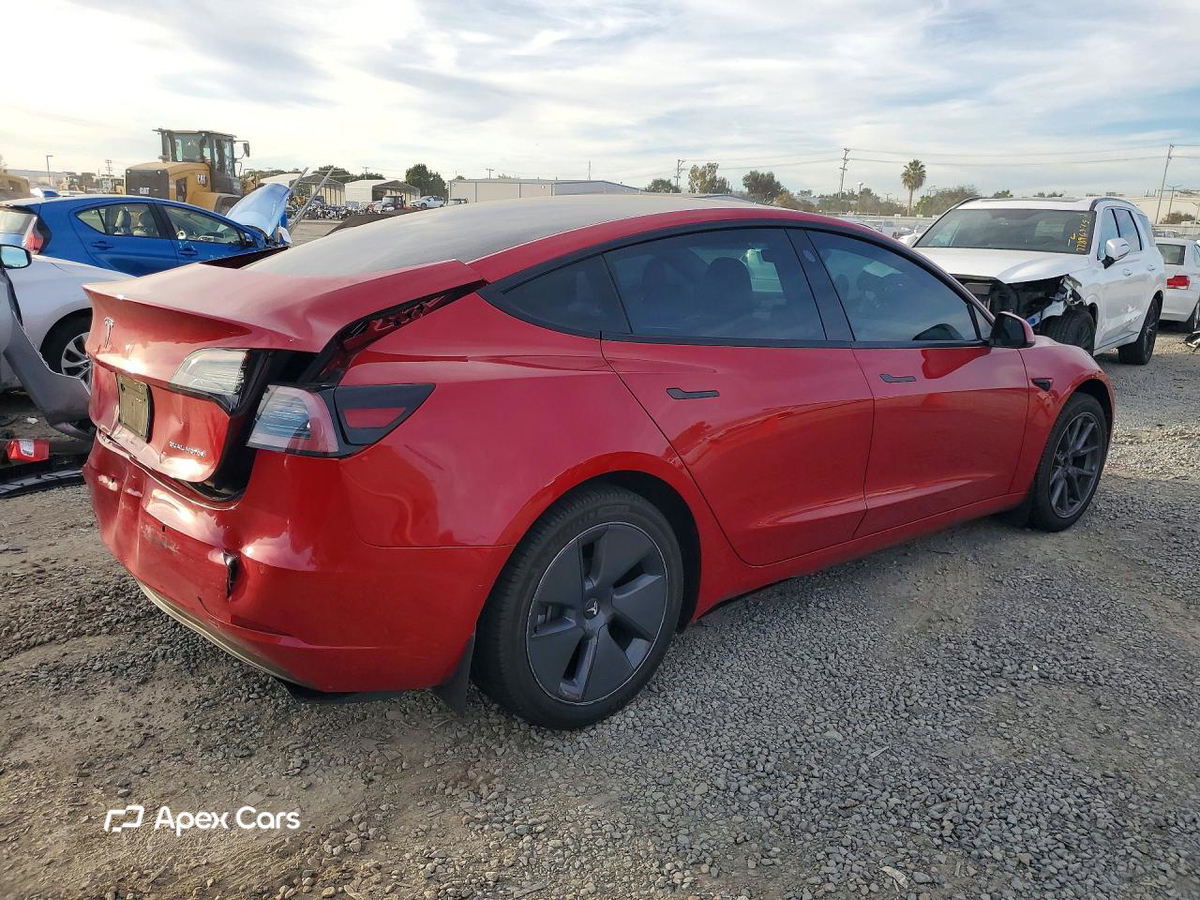 Tesla Model 3 2022