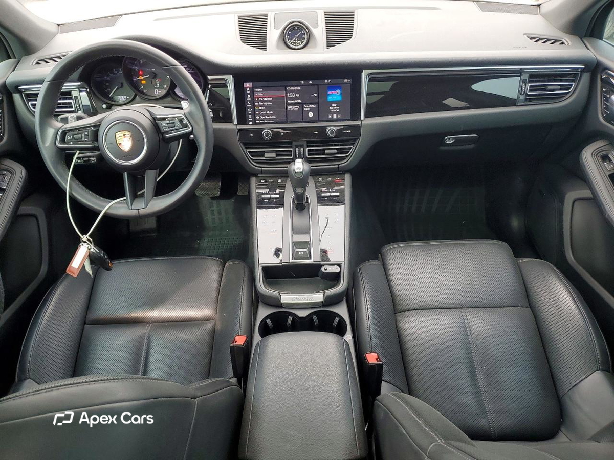 Porsche Macan 2024