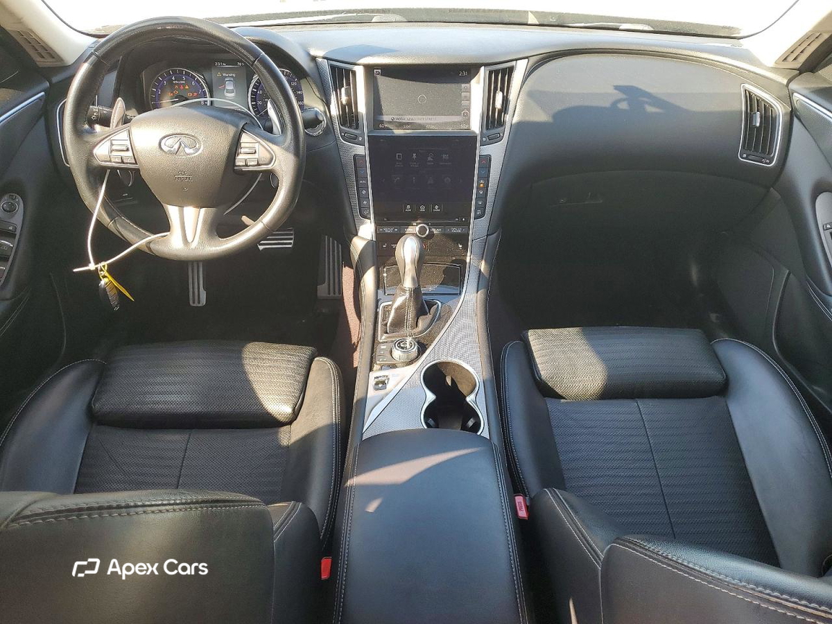 Infiniti Q50 2015