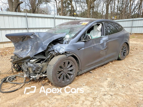 Tesla Model X 2020 - Image 1 of 13