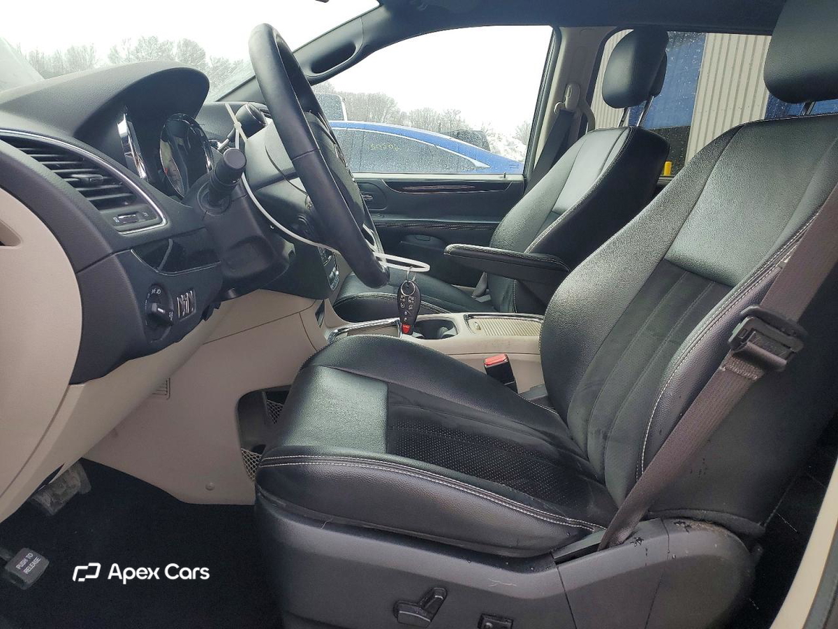 Dodge Caravan 2017
