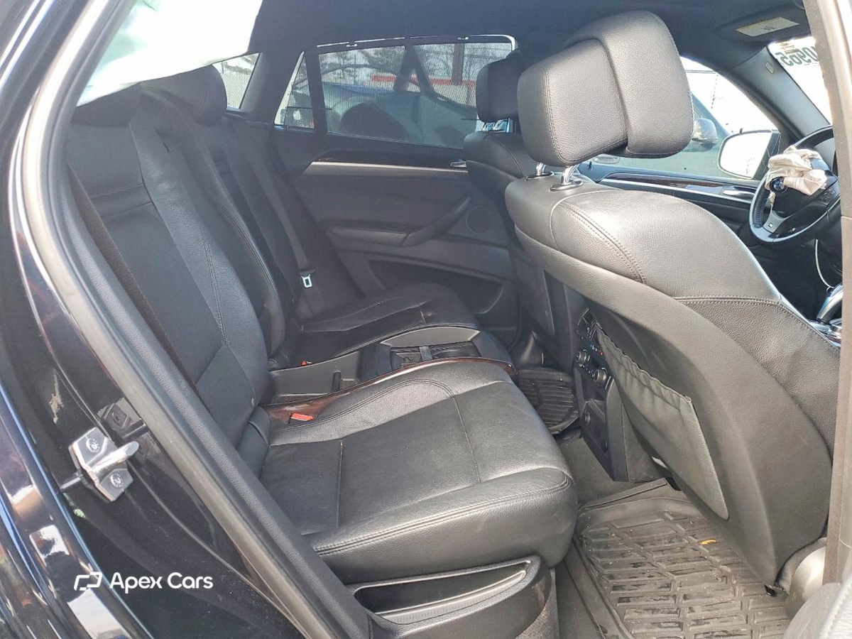 BMW X6 2013