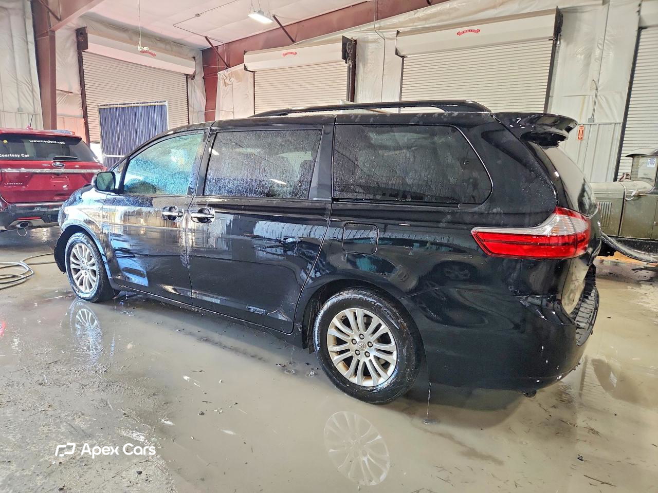 Toyota Sienna 2015