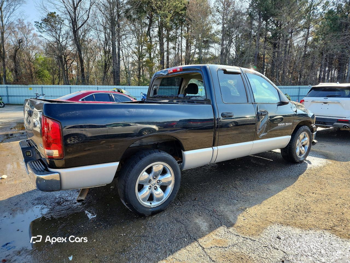 Dodge RAM 2003