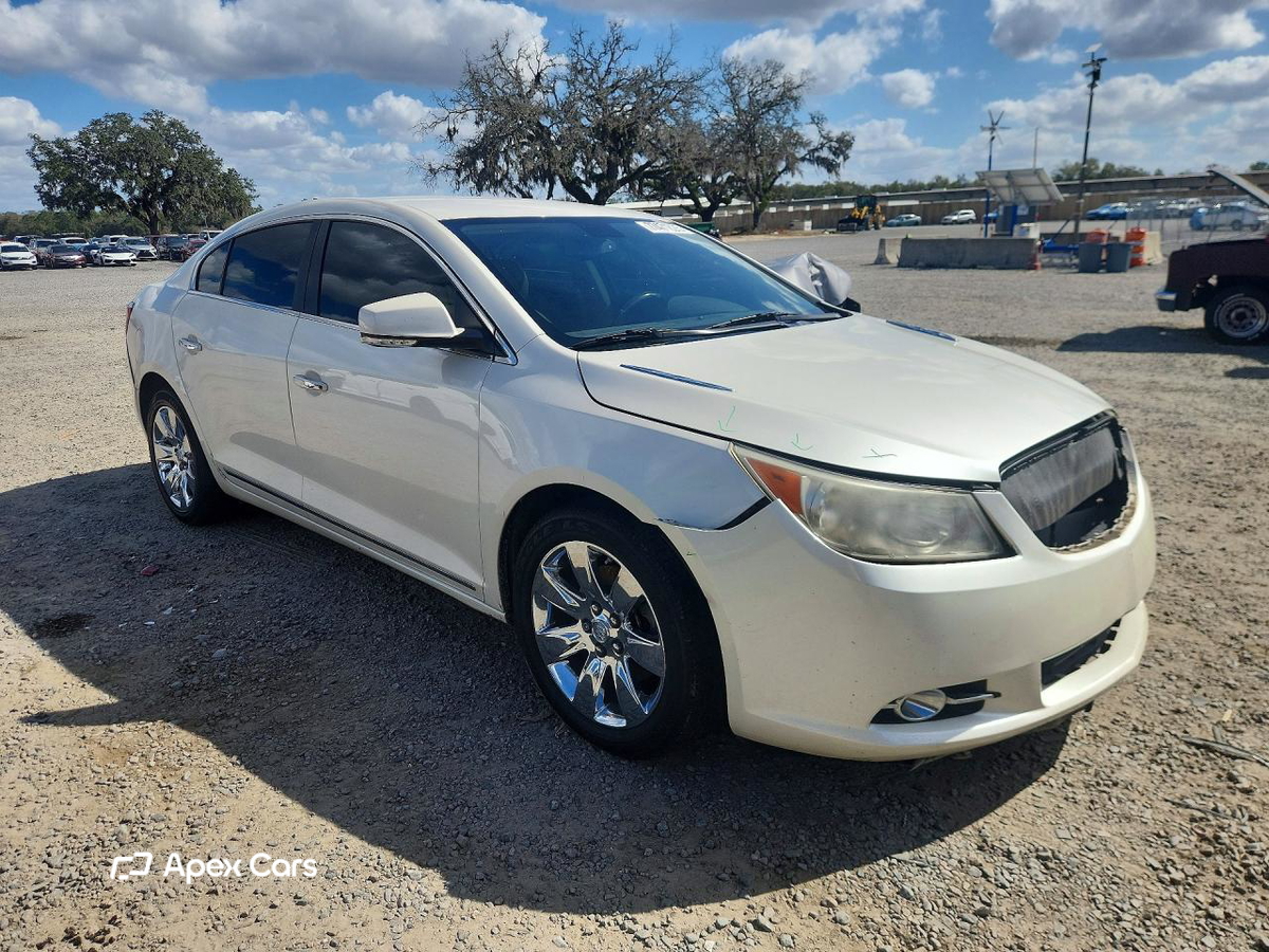 Buick LaCrosse 2011