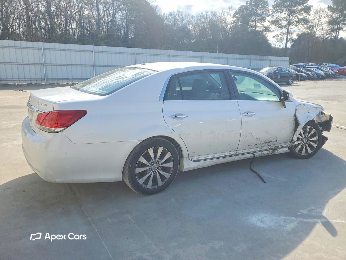 Toyota Avalon 2012