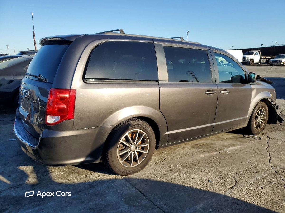 Dodge Caravan 2018