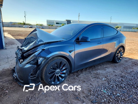 Tesla Model Y 2022 - Image 1 of 13