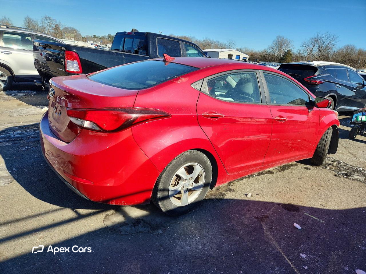Hyundai Elantra 2015