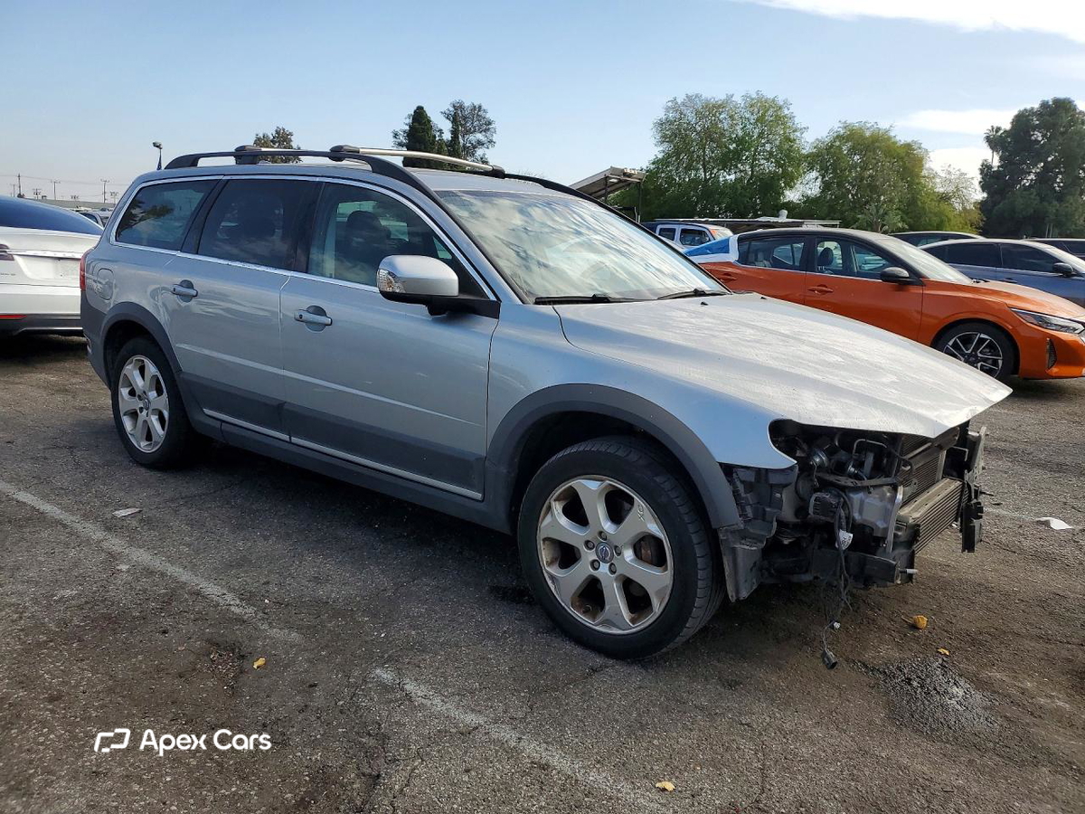 Volvo XC70 2010