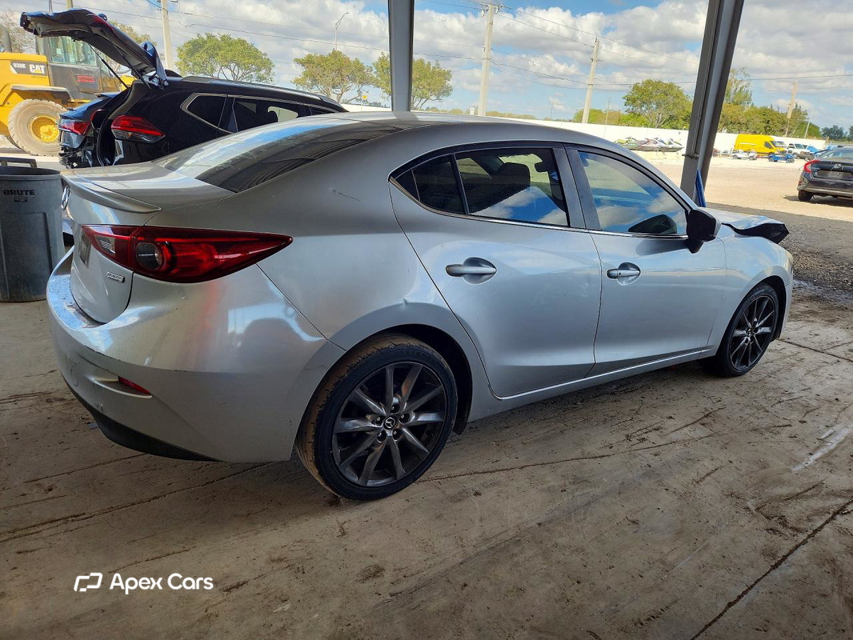 Mazda 3 2018